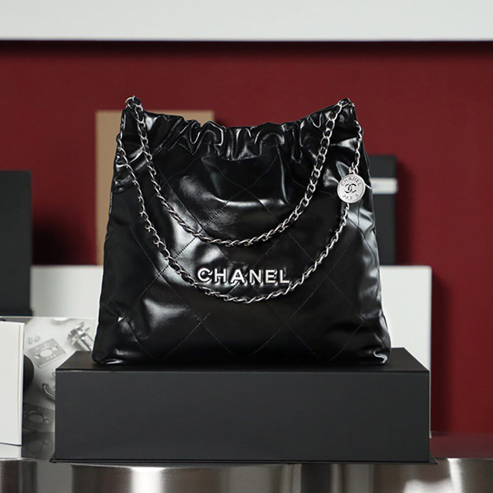 CHANEL 22 HANDBAG(tax-free grade)